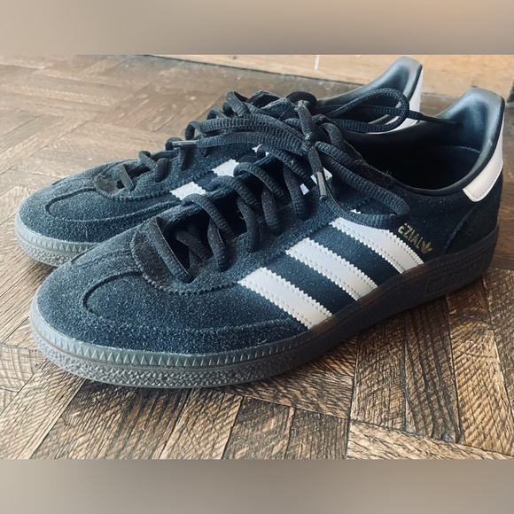 Like new adidas Spezial sneakers. Barely worn. - Picture 2 of 3